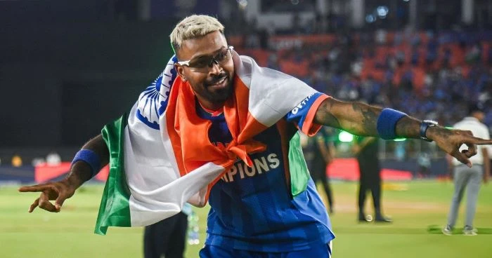 ভারতের পতাকা অবমাননা করায় ‌ক্রিকেটার হার্দিক পা‌ন্ডিয়ার বিরুদ্ধে মামলা! 